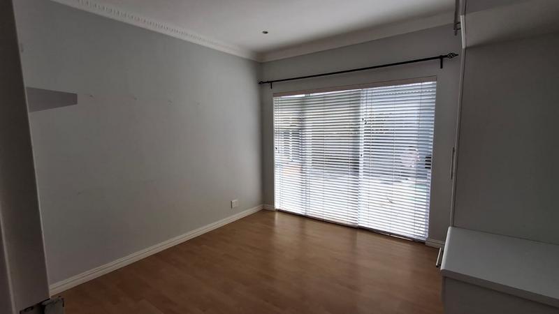 4 Bedroom Property for Sale in West Beach Western Cape